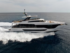 AZIMUT GRANDE 26 M 0 G26M-Running-1_Low-res-1-1024x767