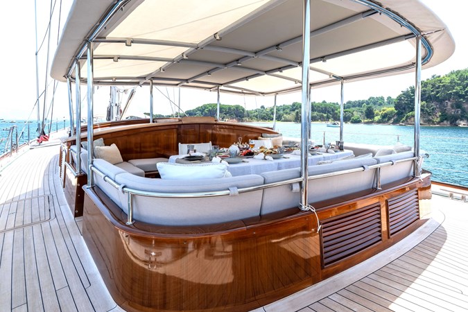 GRACE III - Yacht à vendre