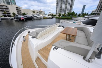 COOL CHANGE 55 Fore Deck