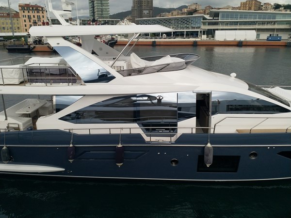 AZIMUT 72 FLY 2022