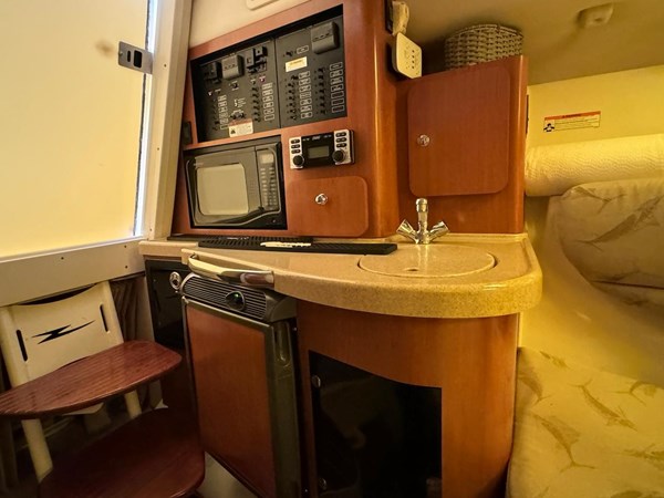 9119484_20231103014221834_1_XLARGE