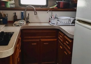 1988 Carver 42 Aft Cabin 24 P_027