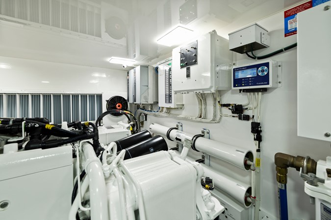 2023 Viking 80 Convertible - Zatara - Engine Room