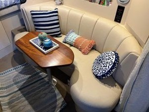 1999 Cruisers Yachts 3075 Rogue Power Cruiser 4 5