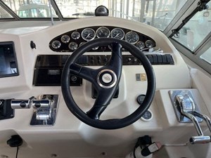 1999 Cruisers Yachts 3075 Rogue Power Cruiser 7 8