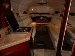 2003 Larson 274 Carbrio Express Cruiser 1 Looking Forward