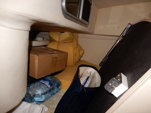 2003 Larson 274 Carbrio Express Cruiser 8 Quarter Berth