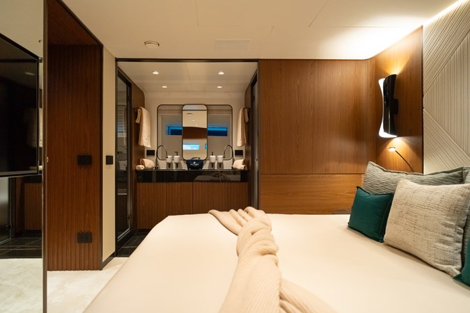 X90 Fast Owner Cabin