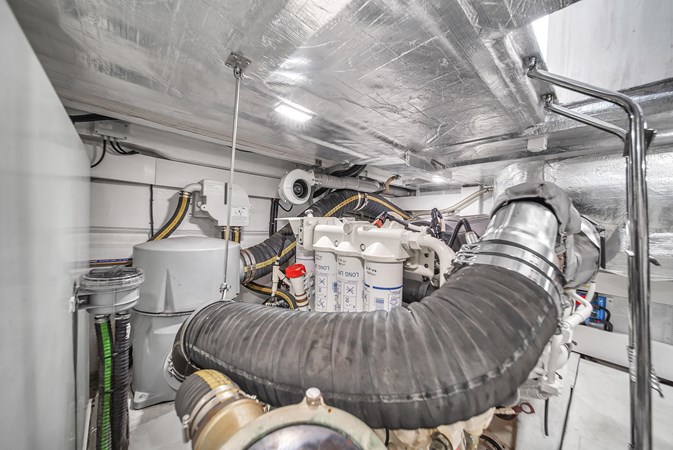 9101351_20231025124659442_1_XLARGE