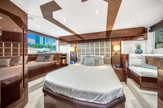 9101351_20231025124726728_1_XLARGE