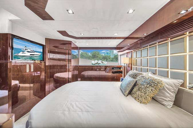 9101351_20231025124755048_1_XLARGE