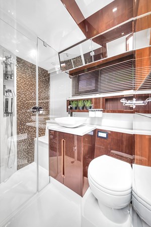 9101351_20231025124825588_1_XLARGE