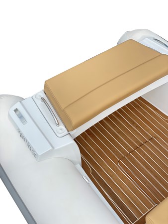 Diesel 15 removable bench