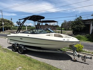 2013 SeaRay 205 Sport @ Tequesquitengo 1 
