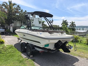 2013 SeaRay 205 Sport @ Tequesquitengo 4 