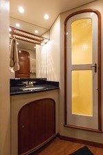 J&B 20 Guest Head 