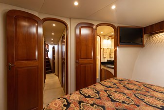 J&B 16 VIP Stateroom 