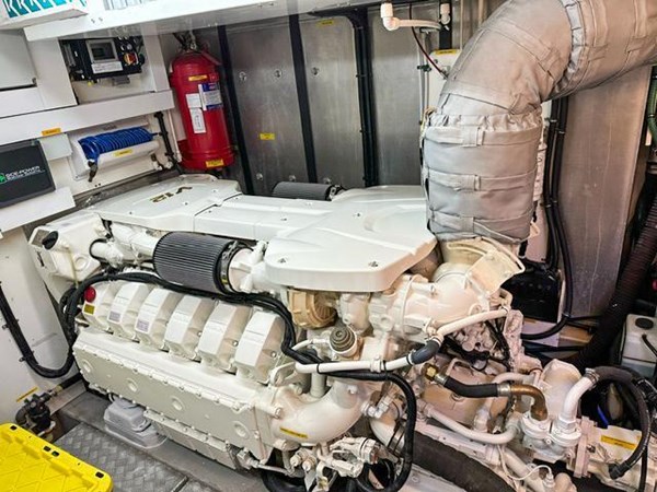 42_2014 73ft  Sunseeker Manhattan GRAMERCY 28