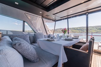 HARD 8  24 Sanlorenzo SX88 Flybridge