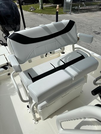 9102475_20231024163912149_1_XLARGE