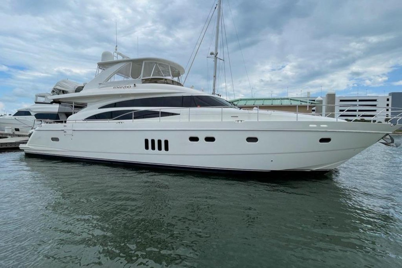 2007 21.34m VIKING PRINCESS for Sale Used VIKING PRINCESS Yacht for