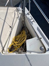 ONEIDA 9 Anchor locker  IMG_1741