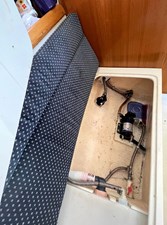 ONEIDA 25 Freshwater pump  IMG_1758