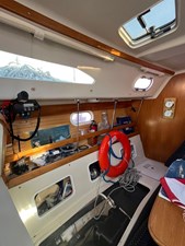 ONEIDA 23 Salon - port side  IMG_1764