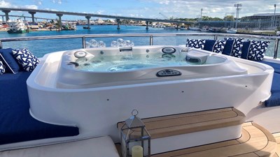 TANZANITE 13 TANZANITE 145' Westship 2004/2023 - Jacuzzi