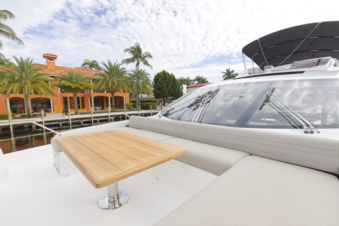 14_2022 74ft Sunseeker 74 Sport Yacht