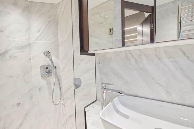 31_2022 74ft Sunseeker 74 Sport Yacht