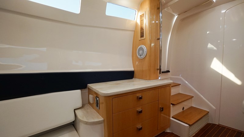 Cabin - AUDACIOUS 47’ (14.33m) Intrepid, 475 Panacea, 2016