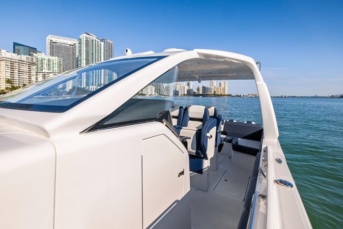 9181220_20240104072104422_1_XLARGE