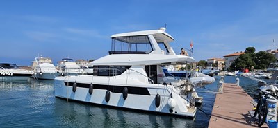 SEA SWAN 46 