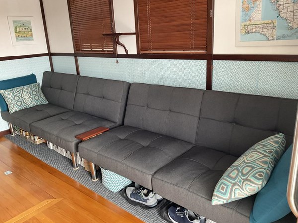 9212071_20240131124444578_1_XLARGE