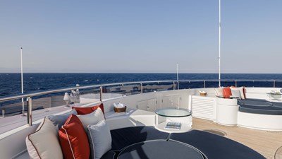 Olympus 22 OLYMPUS brochure BF_Page_11_Image_0001