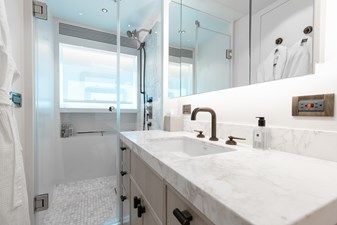 UNTETHERED 10 2021 Horizon FD110 (UNTETHERED) Guest Ensuite