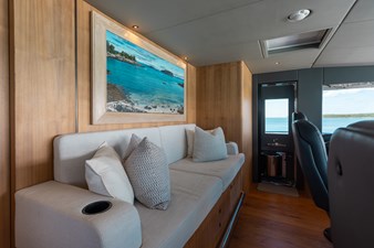UNTETHERED 18 2021 Horizon FD110 (UNTETHERED) Pilothouse_2