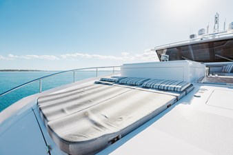 UNTETHERED 27 2021 Horizon FD110 (UNTETHERED) Foredeck_3