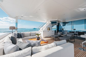 UNTETHERED 29 2021 Horizon FD110 (UNTETHERED) Main Deck Aft_2