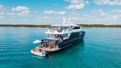 UNTETHERED 36 2021 Horizon FD110 (UNTETHERED) Stern