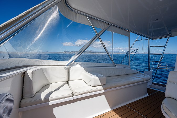 58_hunley_sullivan_will_rise_flybridge_2