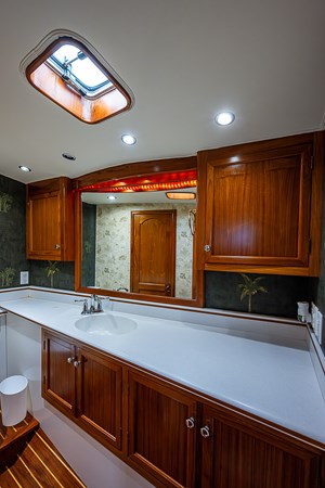 58_hunley_sullivan_will_rise_guest_head_4