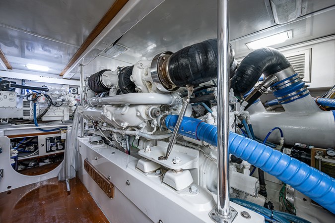 58_hunley_sullivan_will_rise_engine_room_2