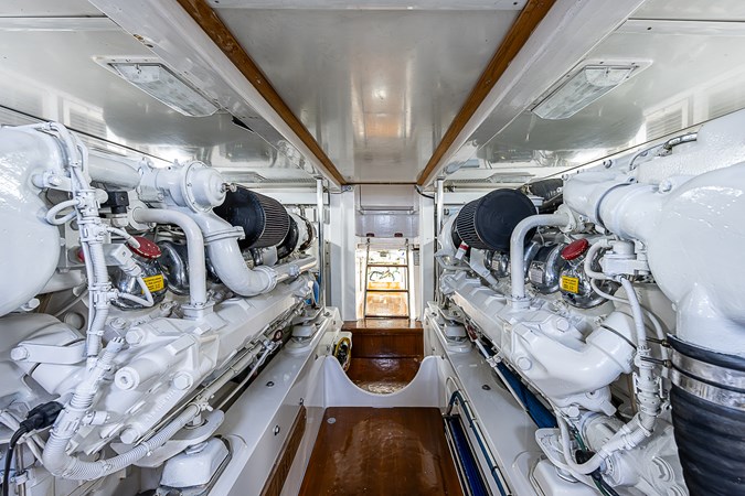 58_hunley_sullivan_will_rise_engine_room_4