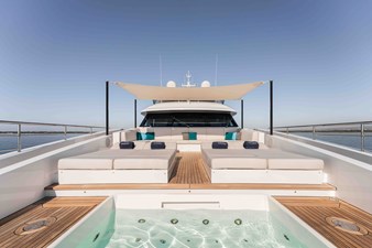 Exinity  17 18. Foredeck