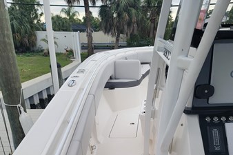 38' Fountain 38 Center Console 15 