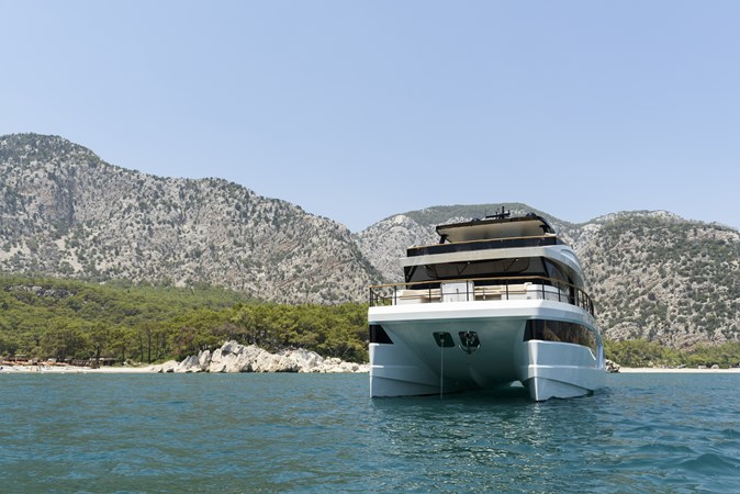 2026 Lazzara LPC30012