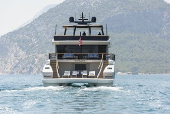 2024 Lazzara LPC 300 62 2026 Lazzara LPC300-STERN 