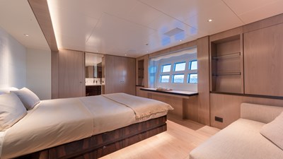 OCEANIC 143 17 Guest Ensuite (2) - OCEANIC 143' Canados 2023